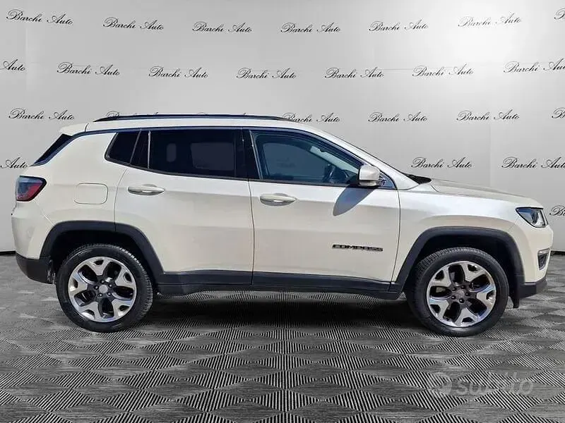 Usata Jeep Compass Limited 140 CV (102 kW) 2017 Bianco SUV