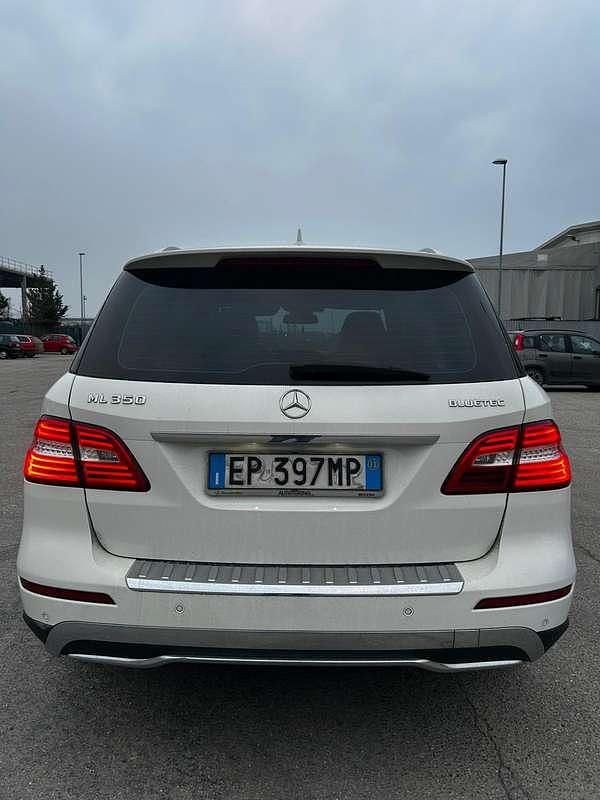 Usata Mercedes ML350 Premium 258 CV (189 kW) 2013 Bianco SUV