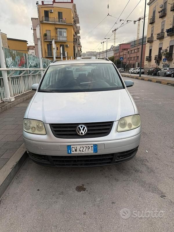 Grigio Usata 2005 VW Touran Monovolume | 1000 € (Ottimo prezzo) - Immagine 1/3