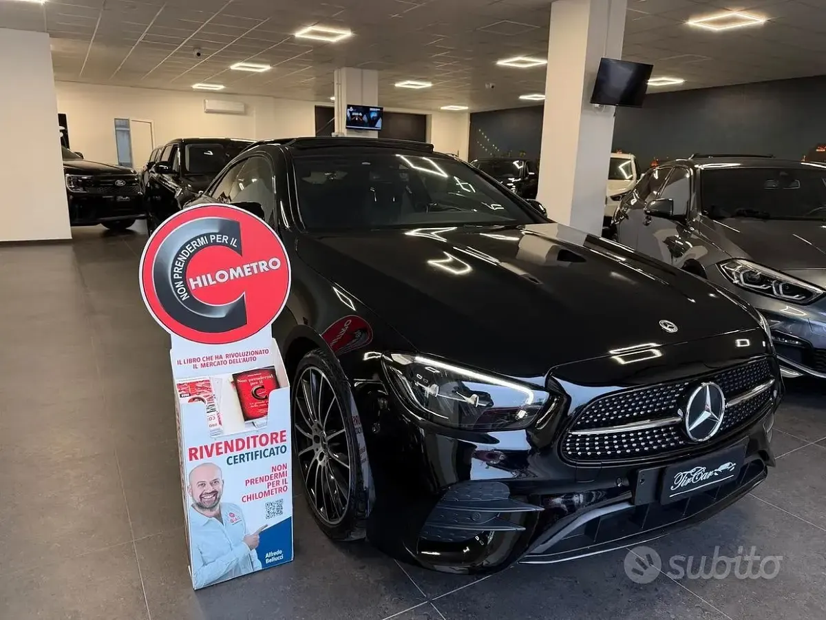 Usata Mercedes E220 Premium 194 CV (142 kW) 2021 Nero Berlina