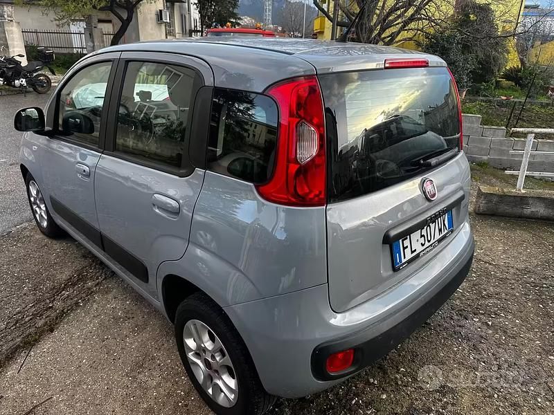 Usata Fiat Panda Lounge 95 CV (69 kW) 2018 Grigio Utilitaria
