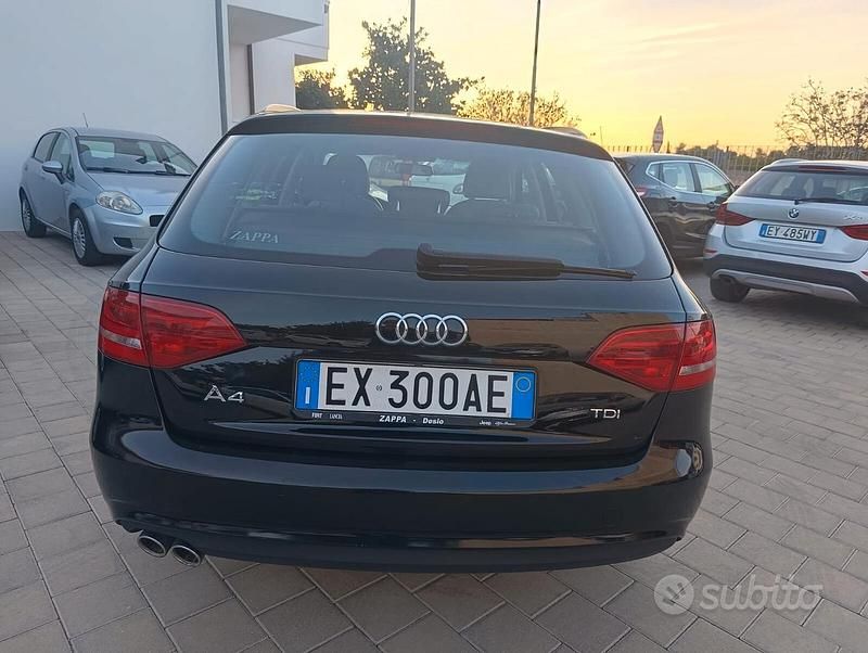 Käytetty Audi A4 150 HP (110 kW) 2014 Musta Farmari