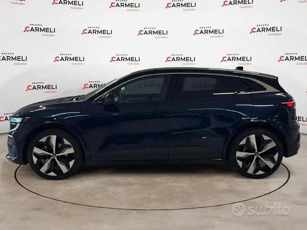 Usata Renault Megane E-Tech Techno 160 kW (218 CV) 2023 Bluazzurro Berlina