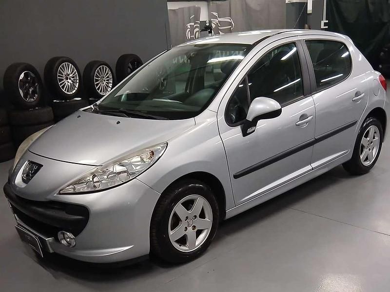 Usata Peugeot 207 Sport 73 CV (53 kW) 2009 Argento Berlina