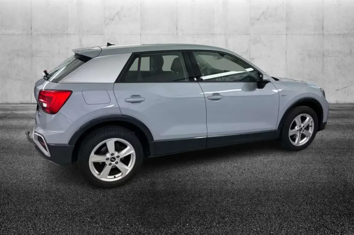 Usata Audi Q2 S-Line 116 CV (85 kW) 2021 Grigio SUV