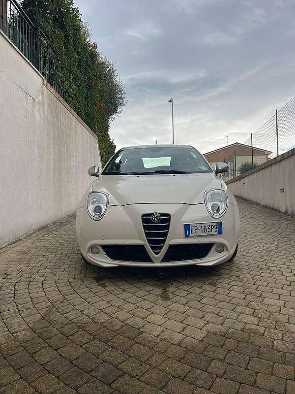 Usata Alfa Romeo MiTo 69 CV (50 kW) 2013 Utilitaria
