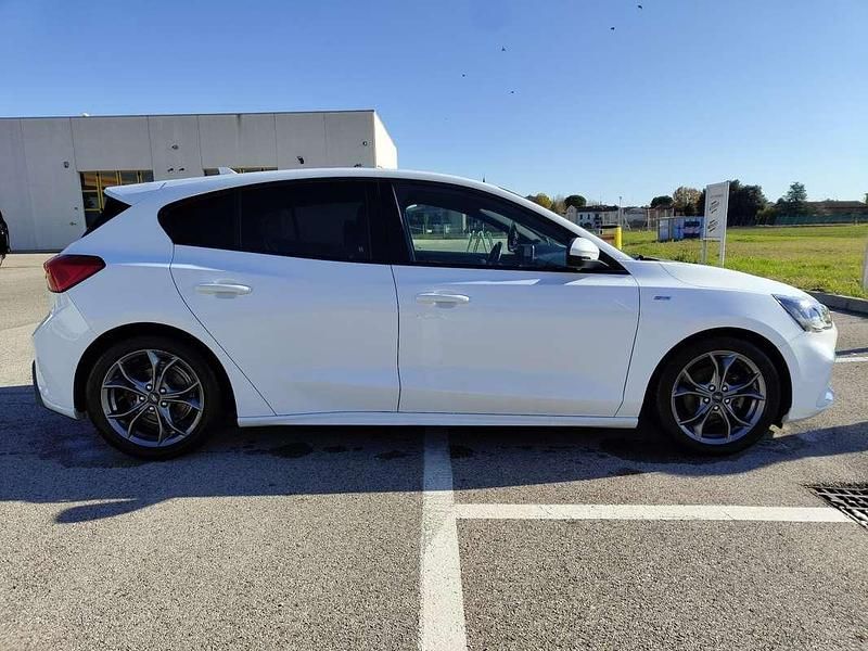 Usata Ford Focus ST-Line 120 CV (88 kW) 2018 Berlina