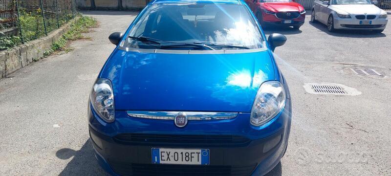 Venduto Fiat Punto Evo 1.4 5 porte Dy. - auto usate in vendita