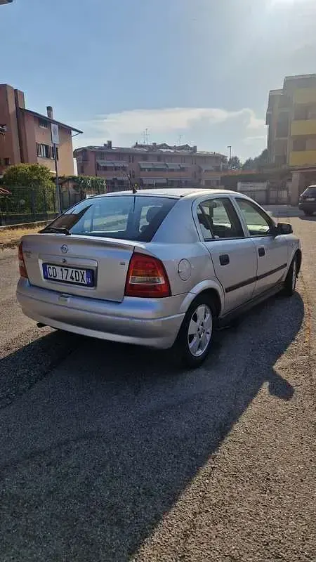 Usata Opel Astra Elegance 101 CV (74 kW) 2002