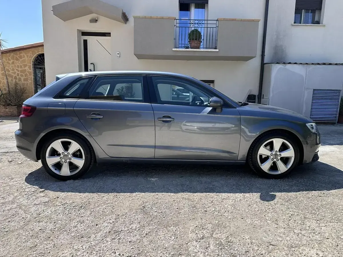 Usata Audi A3 150 CV (110 kW) 2015 Grigio Berlina