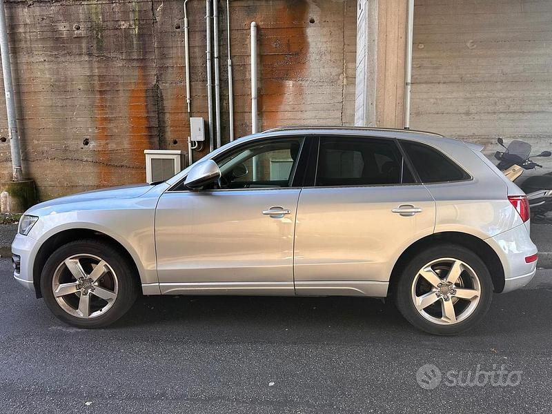 Usata Audi Q5 170 CV (125 kW) 2009 Grigio SUV