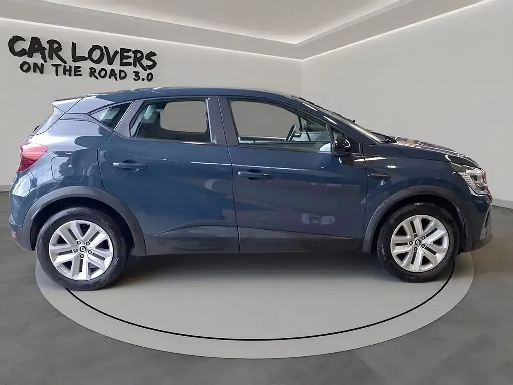 Usata Renault Captur Equilibre 101 CV (74 kW) 2023 Rpe blu marine SUV