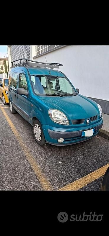 Verde Usata 2003 Renault Kangoo Monovolume | 2500 € (Buon prezzo) - Immagine 1/2