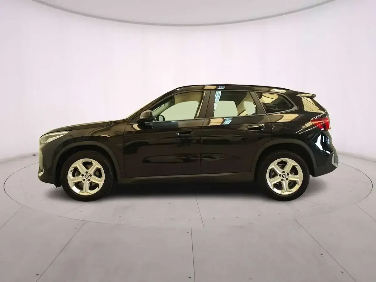 Usata BMW X1 150 CV (110 kW) 2023 Black sapphire SUV