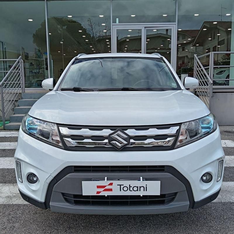 Usata Suzuki Vitara 120 CV (88 kW) 2016 Bianco SUV