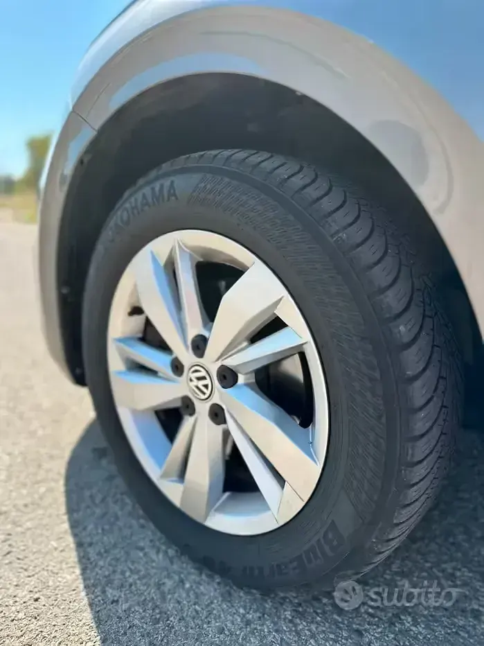 Usata VW Polo 80 CV (58 kW) 2019 Grigio Utilitaria