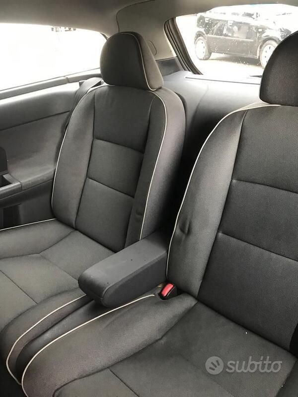 Usata Volvo C30 136 CV (100 kW) 2009 Bianco Utilitaria