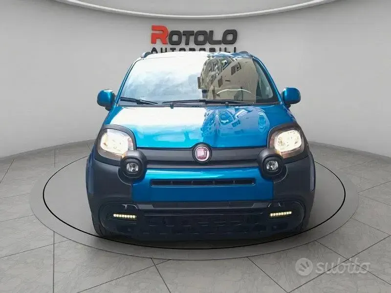 Usata Fiat Panda Cross Cross 69 CV (50 kW) 2025 Blu/azzurro Utilitaria