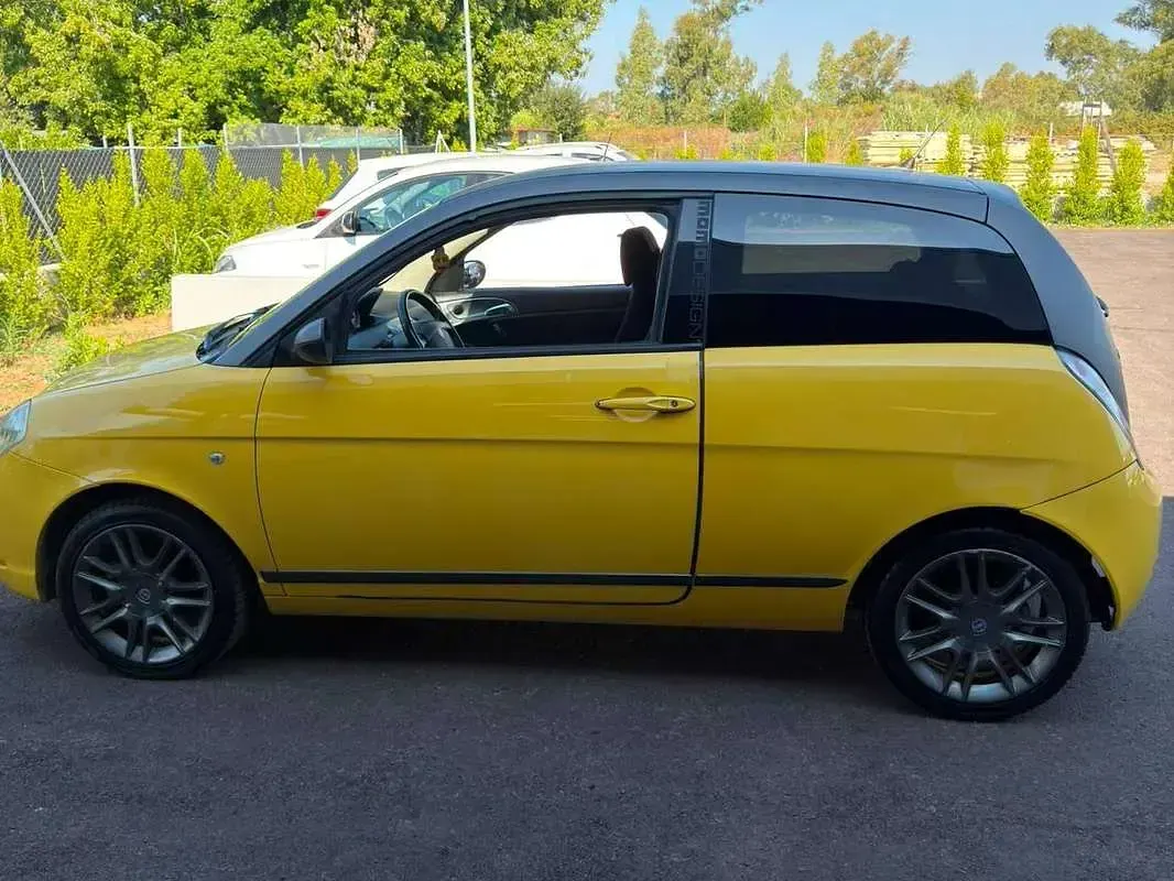 Usata Lancia Ypsilon 90 CV (66 kW) 2007 Utilitaria