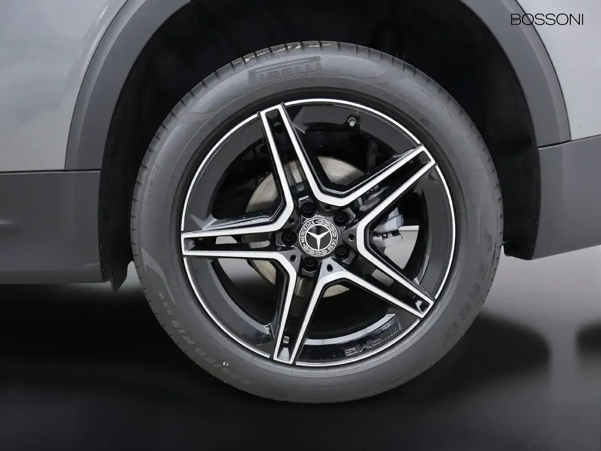 Nieuw Mercedes GLB200 AMG Line Premium 150 PK (110 kW) 2026 Grijs SUV