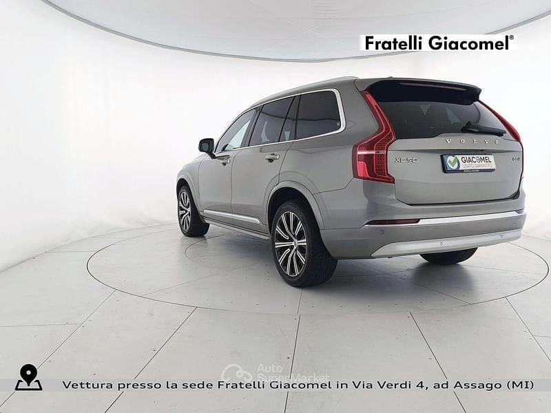 Usata Volvo XC90 Inscription 235 CV (172 kW) 2022 Oro SUV