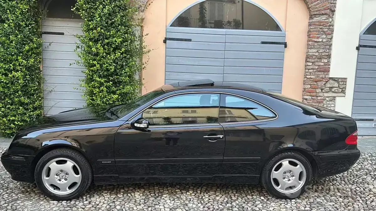 Usata Mercedes CLK200 Elegance 163 CV (119 kW) 2002 Nero Coupé