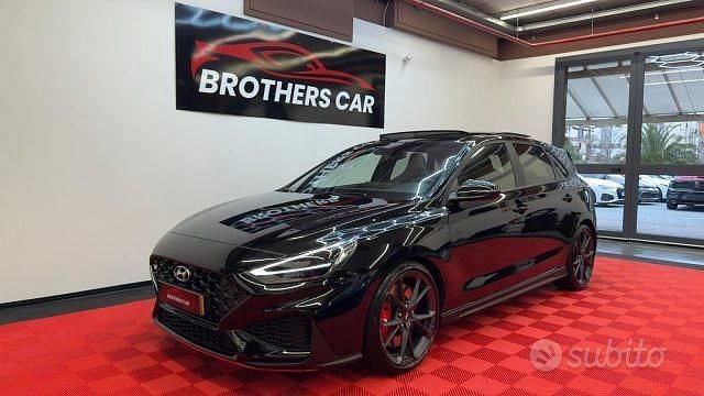 Usata Hyundai i30 280 CV (205 kW) 2023 Nero Berlina