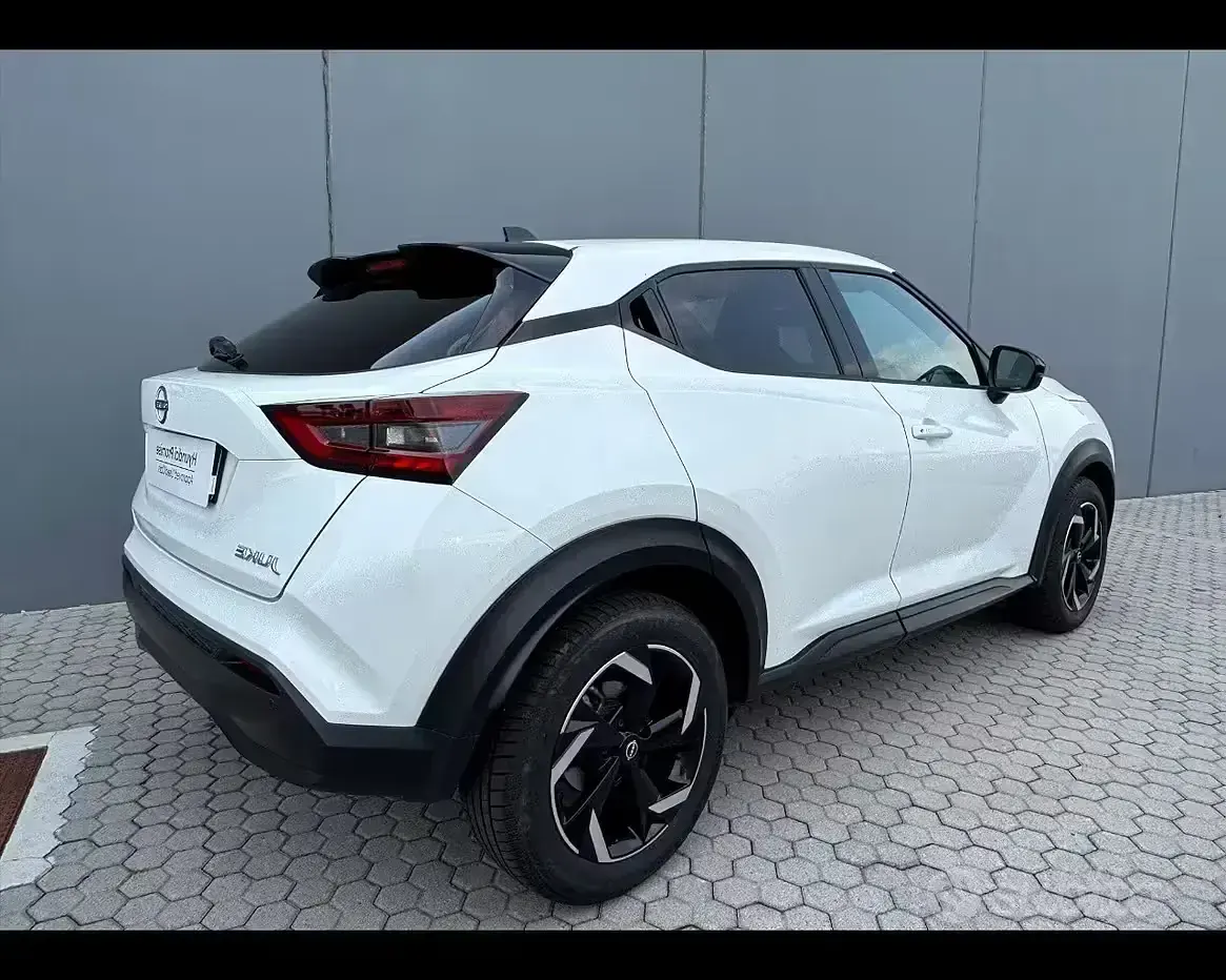 Usata Nissan Juke N-Connecta 94 CV (69 kW) 2023 Bianco SUV