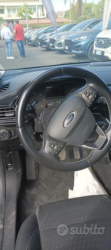 Usata Ford Fiesta Titanium 95 CV (69 kW) 2018 Grigio Utilitaria