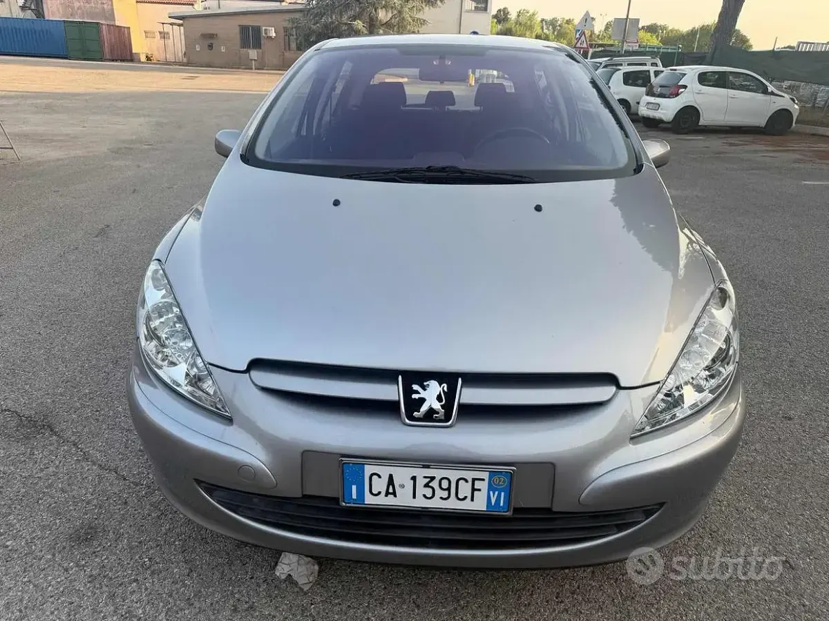 Usata Peugeot 307 109 CV (80 kW) 2002 Grigio Berlina
