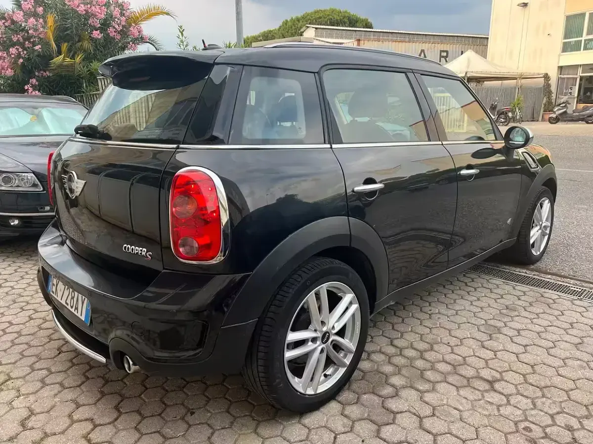 Usata Mini Cooper S Countryman 184 CV (135 kW) 2012 Nero SUV