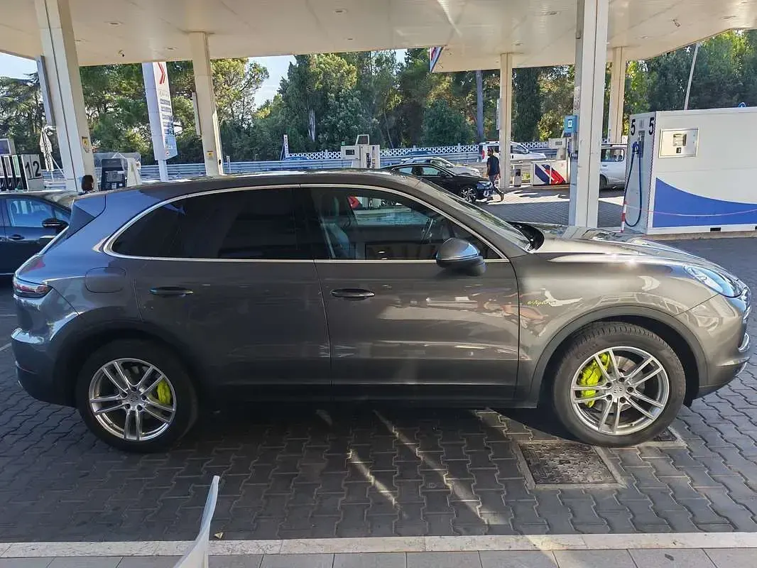 Usata Porsche Cayenne 340 CV (250 kW) 2019 SUV