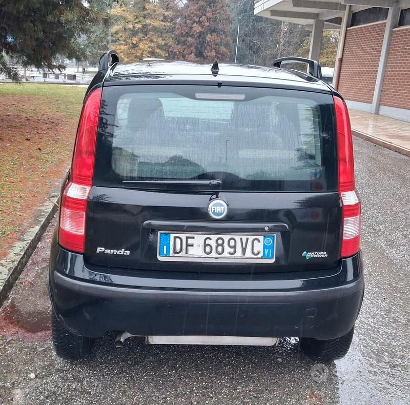 Usata Fiat Panda 77 CV (56 kW) 2007 Nero Utilitaria