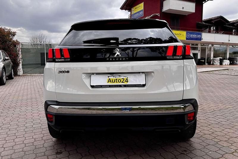 Usata Peugeot 3008 GT-line 131 CV (96 kW) 2019 Bianco SUV