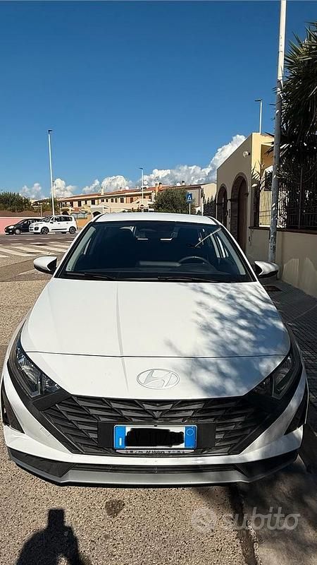 Usata Hyundai i20 79 CV (58 kW) 2024 Bianco Berlina