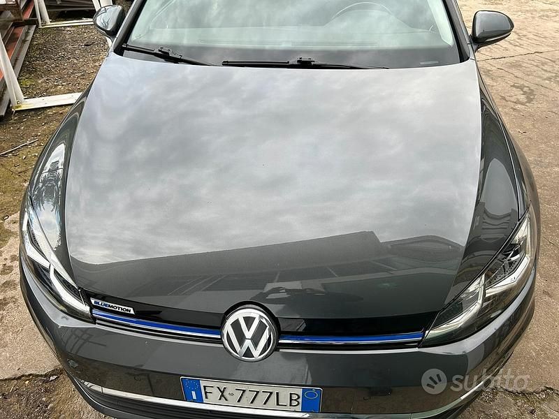 Usata VW Golf VII 130 CV (95 kW) 2019 Grigio Berlina
