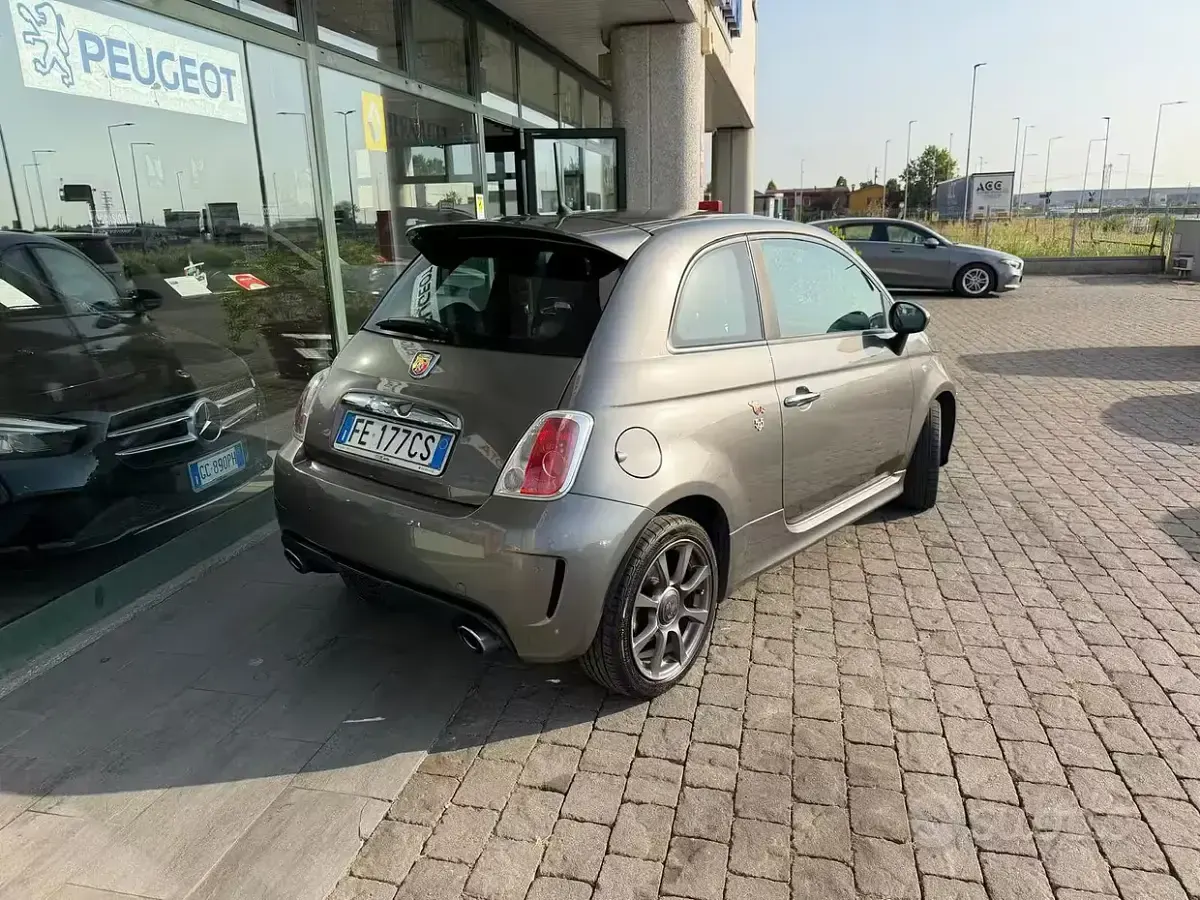 Usata Abarth 595 140 CV (102 kW) 2016 Grigio Berlina