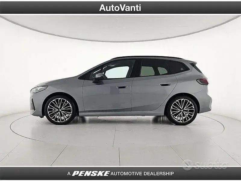 Nuova BMW 218 Active Tourer Comfort Edition 150 CV (110 kW) 2026 Grigio Monovolume