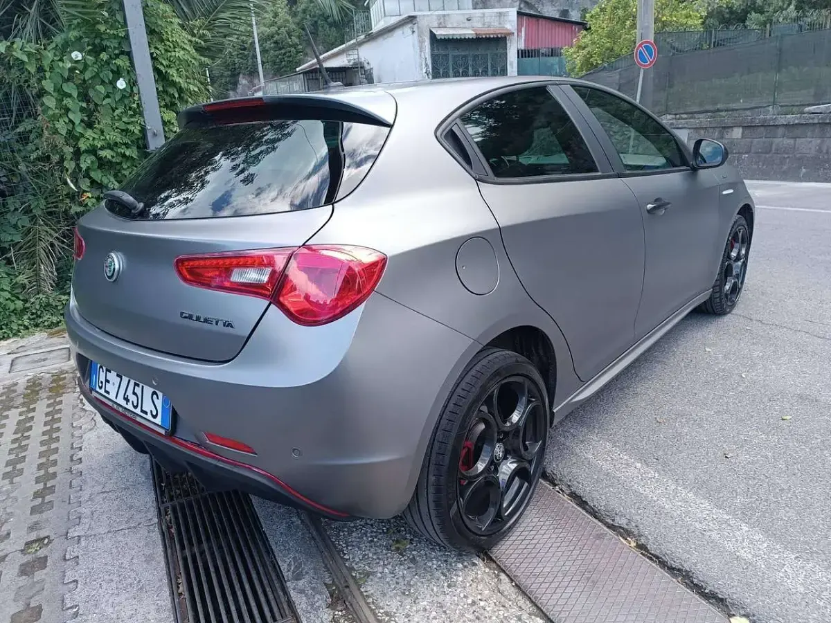 Usata Alfa Romeo Giulietta Sprint 120 CV (88 kW) 2021 Grigio magnesio opaco Berlina