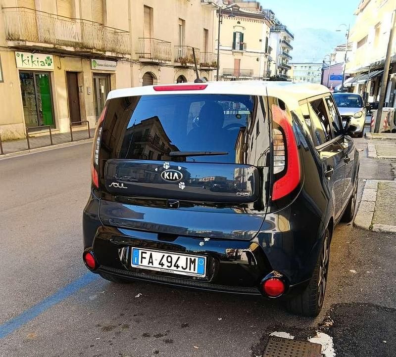 Usata Kia Soul 136 CV (100 kW) 2015 Grigio SUV