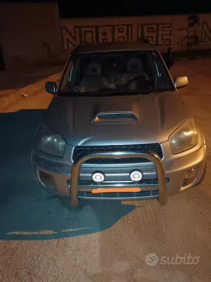 Usata Toyota RAV4 150 CV (110 kW) 2003 SUV
