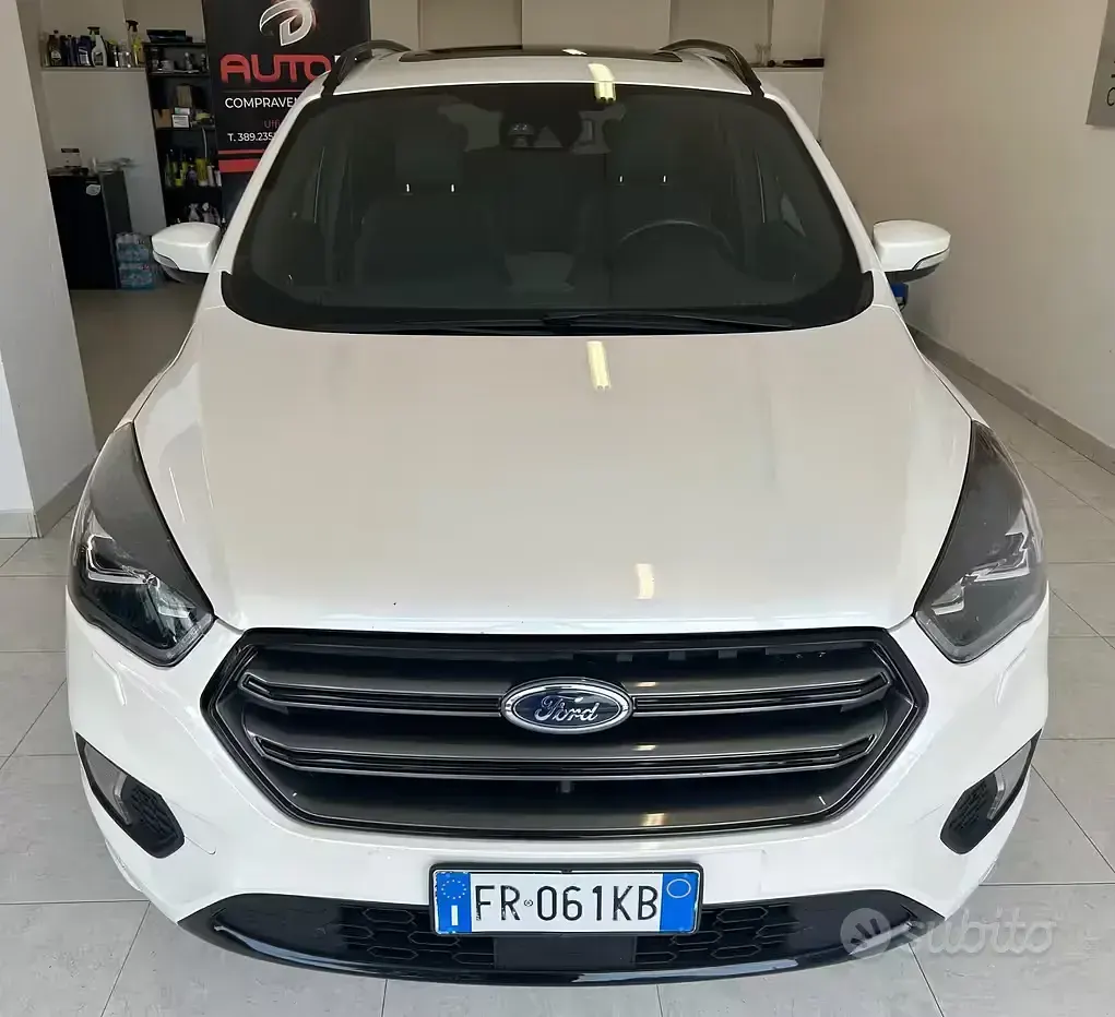 Usata Ford Kuga ST-Line 179 CV (131 kW) 2018 Bianco SUV