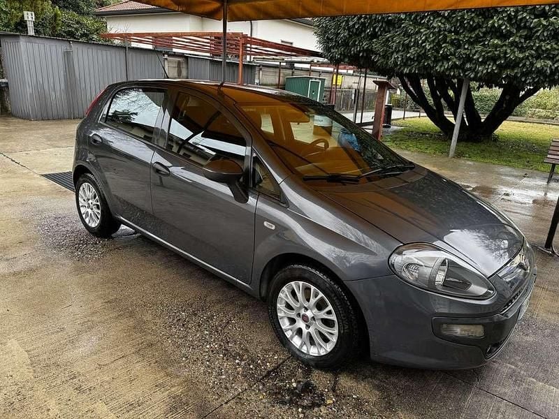 Usata Fiat Grande Punto Emotion 90 CV (66 kW) 2017 Utilitaria