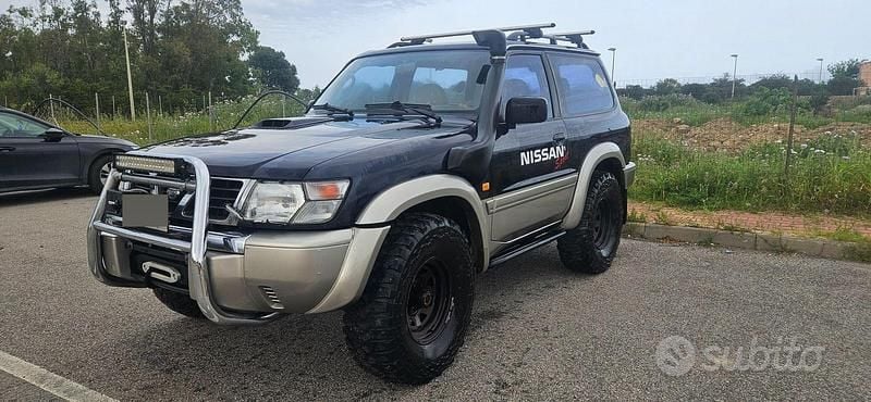 Usata Nissan Patrol 158 CV (116 kW) 2000 Blu SUV