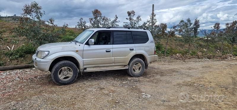 Usata Toyota Land Cruiser 2001 Grigio SUV