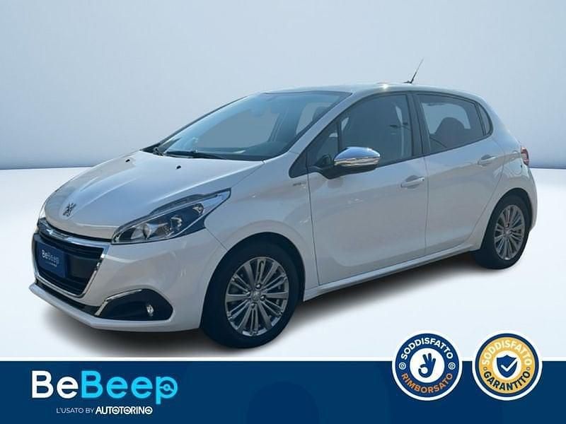 Usata Peugeot 208 Active 83 CV (61 kW) 2018 Bianco pastello Utilitaria