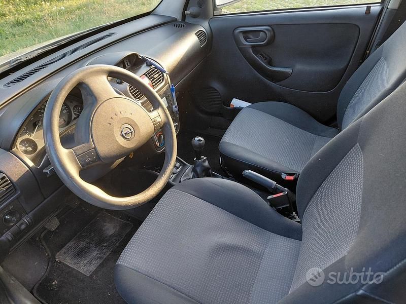Usata Opel Combo 2009 Grigio Monovolume