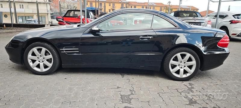 Usata Mercedes SL500 AMG 305 CV (224 kW) 2005 Nero Cabrio