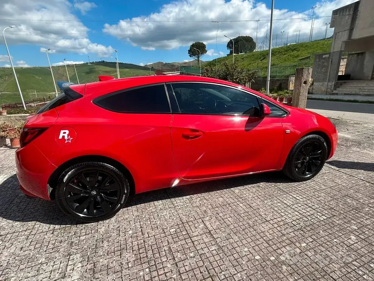 Usata Opel Astra 136 CV (100 kW) 2017 Rosso Berlina