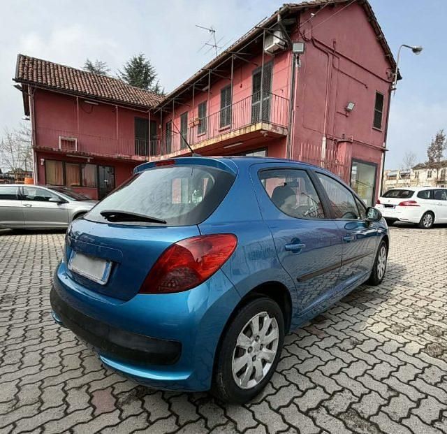 Usata Peugeot 207 70 CV (51 kW) 2008 Blu Utilitaria